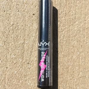Brand new worth the hype mascara from NYX